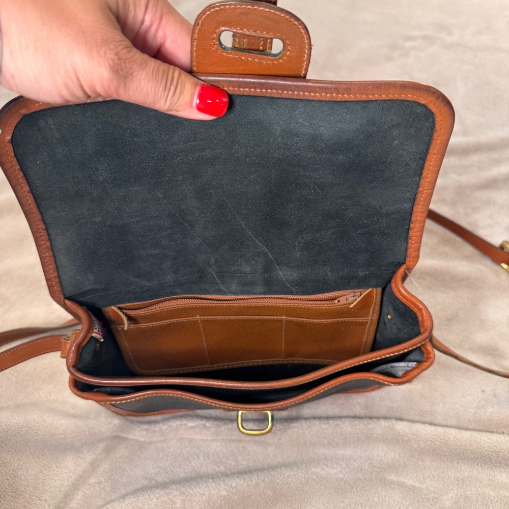 Vintage Dooney & Bourke Navy Cognac Leather Crossbody Saddle Crossbody Bag - Picture 12 of 13